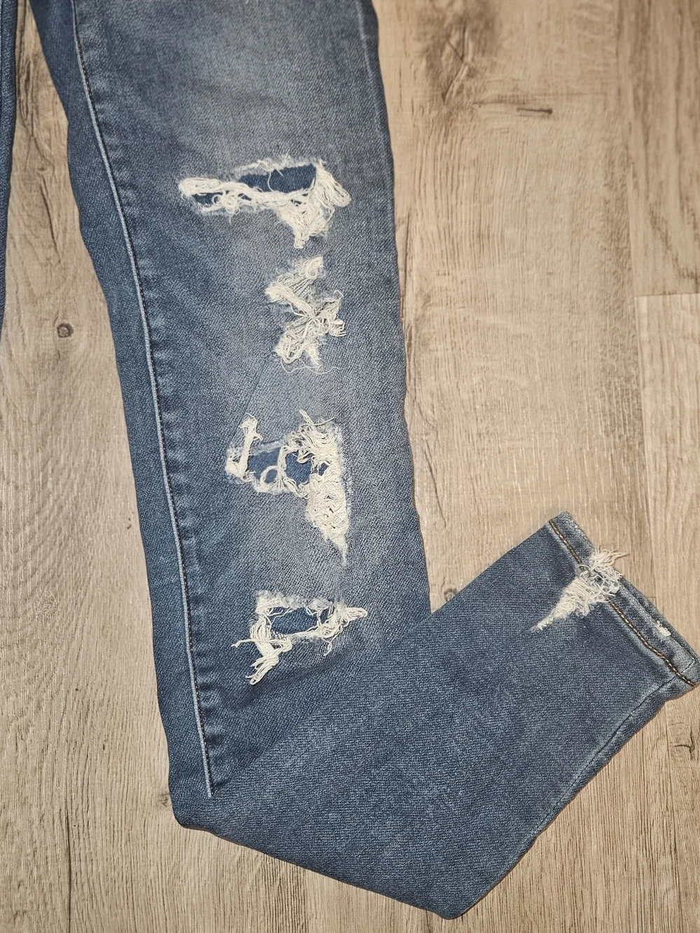 American Eagle Outfitters Ripped Hi-Rise Skinny Jeans - Blue